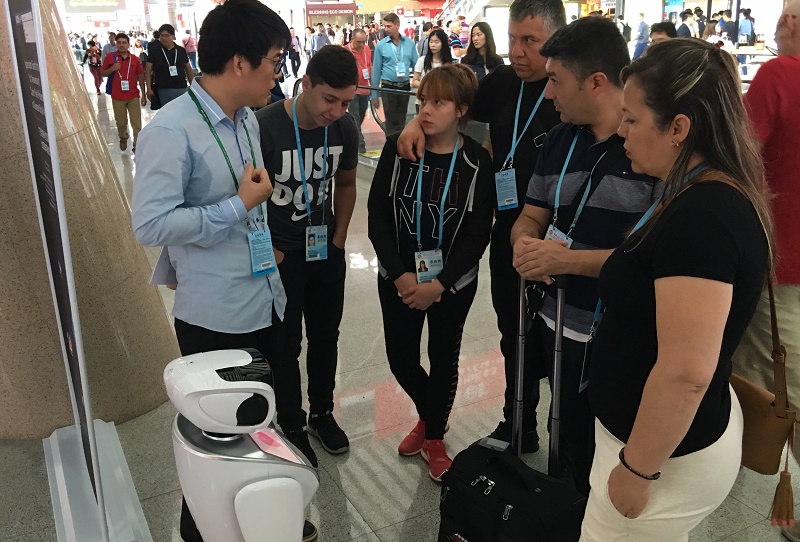 social robot for business, commerce advancing robot, business promotion robot