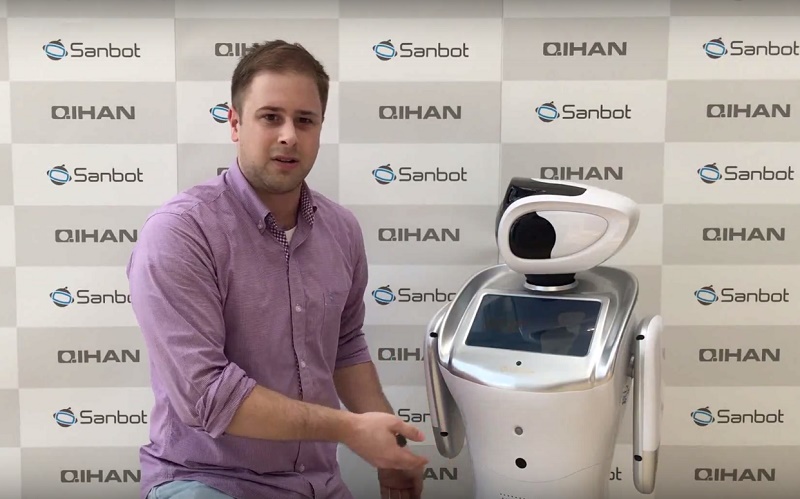 customer service robot, commercial service robotics, service robot for entity commerce