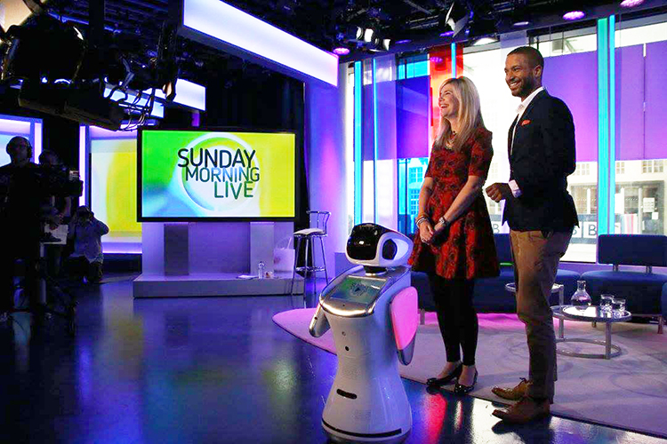 robot host for TV program, robot host assistant, intelligent robot host