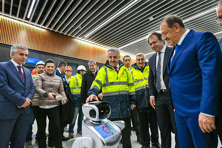 sanbot robot airport service, airport robot helper